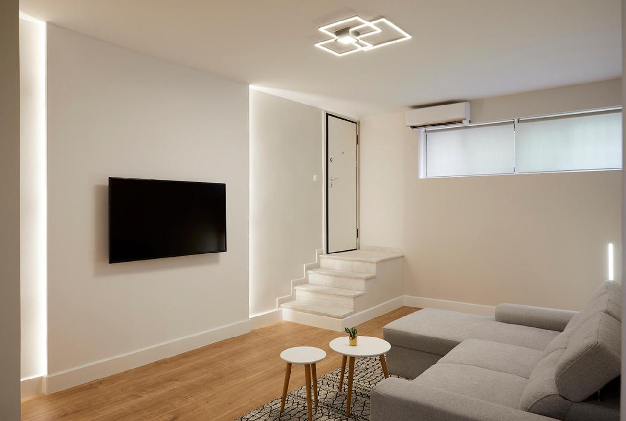 Central & Comfy Apartment 2Mins Walking From Metro Αθήνα Εξωτερικό φωτογραφία